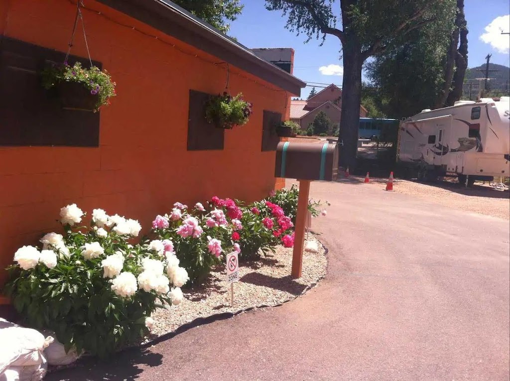 Pikes Peak RV Park | 320 Manitou Ave #2506, Manitou Springs, CO 80829, USA | Phone: (719) 685-9459