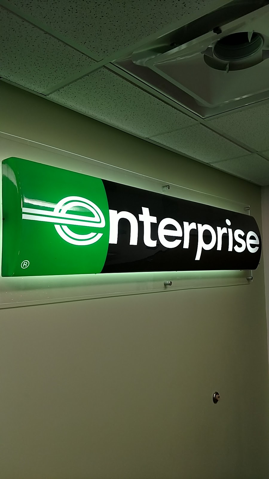 Enterprise Rent-A-Car | 702 Main St, Winfield, KS 67156, USA | Phone: (620) 229-8229