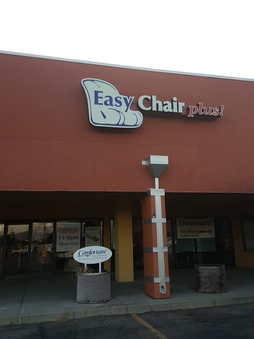 Easy Chair Plus & Mattress | 5119 N Glenwood St, Garden City, ID 83714, USA | Phone: (208) 866-3473
