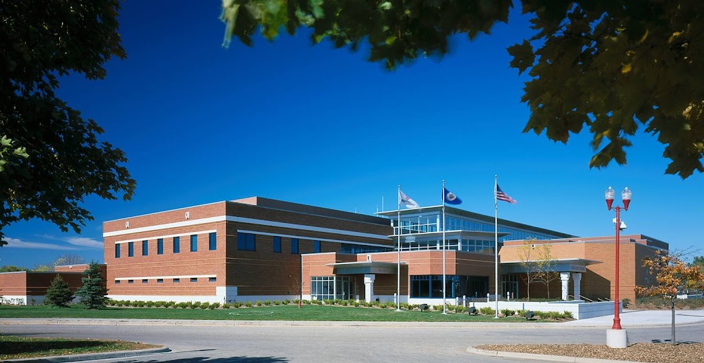 Apple Valley Municipal Center (City Hall) | 7100 147th St W, Apple Valley, MN 55124 | Phone: (952) 953-2500