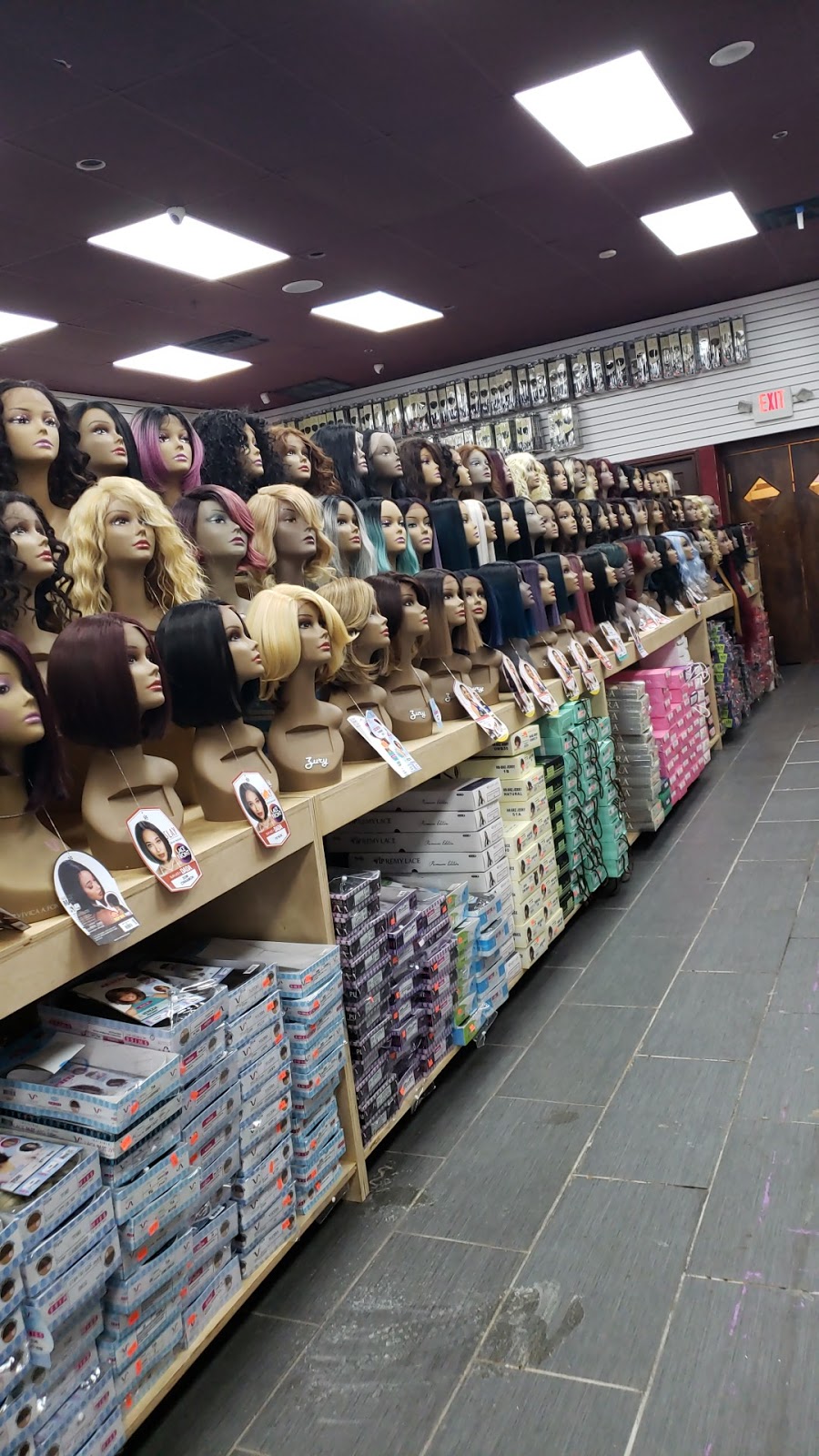 Wig Paradise Wig & Beauty | 681 Newark Ave, Elizabeth, NJ 07201, USA | Phone: (908) 576-7168