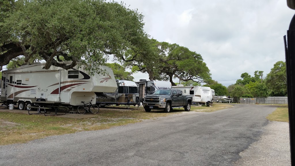 Taylor Oaks RV Park | 707 S Pearl St, Rockport, TX 78382, USA | Phone: (361) 729-5187