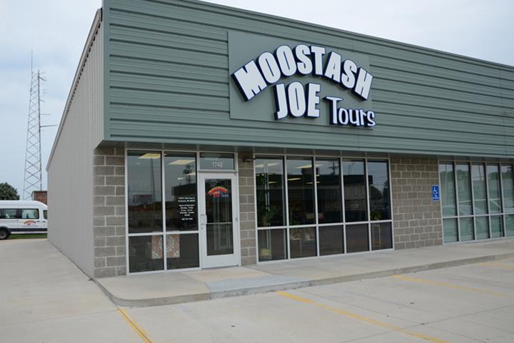 Moostash Joe Tours | 1742 East 23rd Ave N, Fremont, NE 68025, USA | Phone: (402) 721-7944