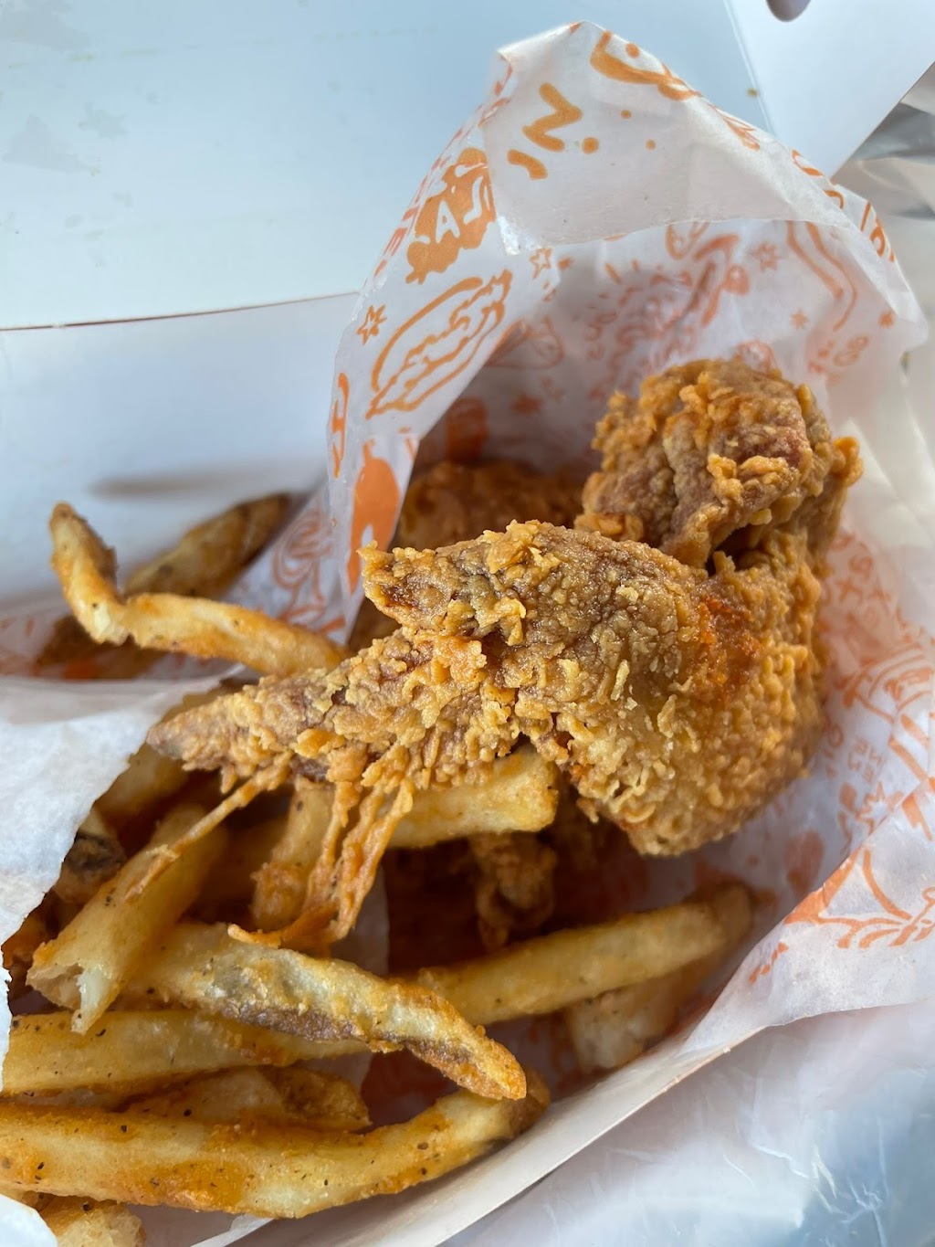 Popeyes Louisiana Kitchen | 2225 W New Haven Ave, West Melbourne, FL 32904, USA | Phone: (321) 768-1776