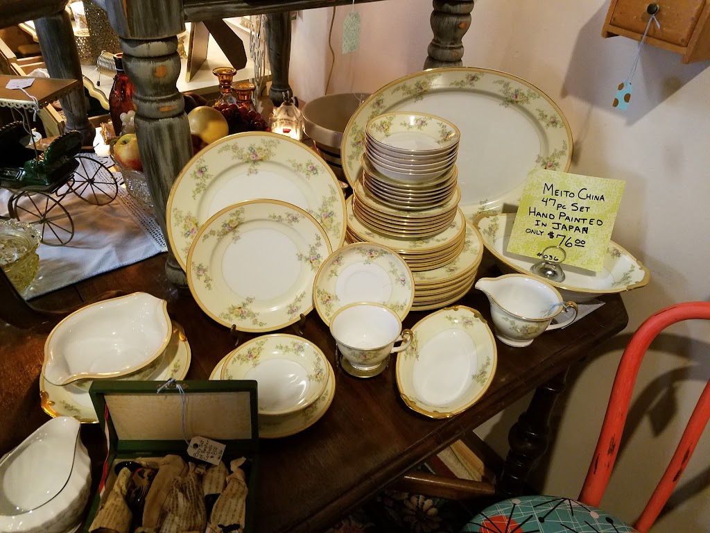 136 Vintage | 115 N Washington St, St Croix Falls, WI 54024, USA | Phone: (715) 483-0030