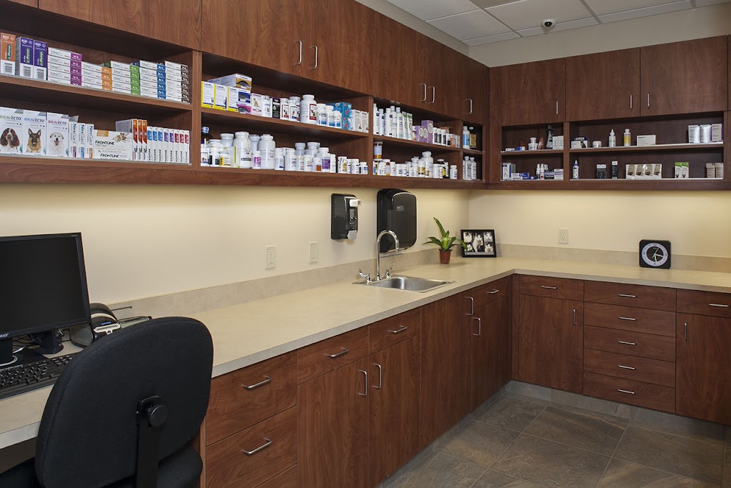 Atwater Veterinary Center | 2100 Bell Dr, Atwater, CA 95301, USA | Phone: (209) 358-6000