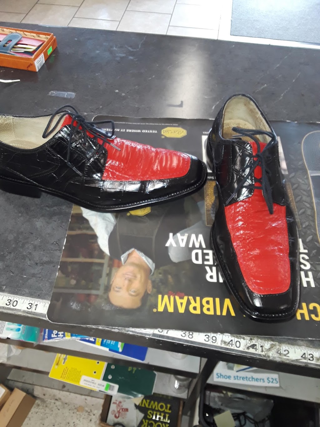 Al Nola Shoe Repair & Luggage | 9224 Darrow Rd, Twinsburg, OH 44087, USA | Phone: (216) 751-6737