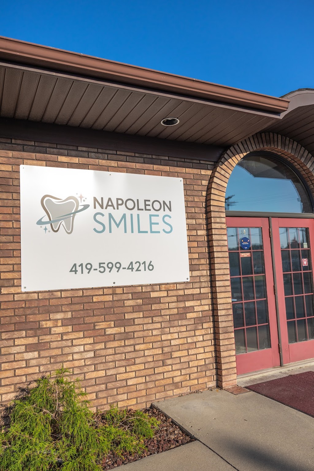 Napoleon Smiles | 1066 Chelsea Ave, Napoleon, OH 43545, USA | Phone: (419) 599-4216