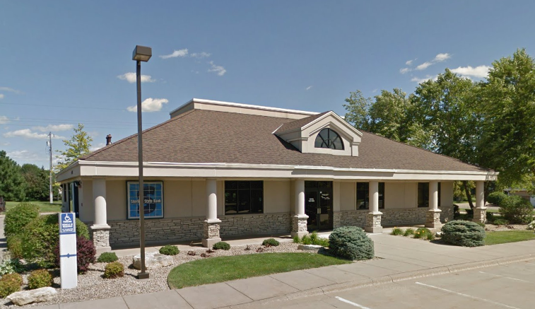 Sterling State Bank | 4520 150th St W, Apple Valley, MN 55124, USA | Phone: (952) 322-3300