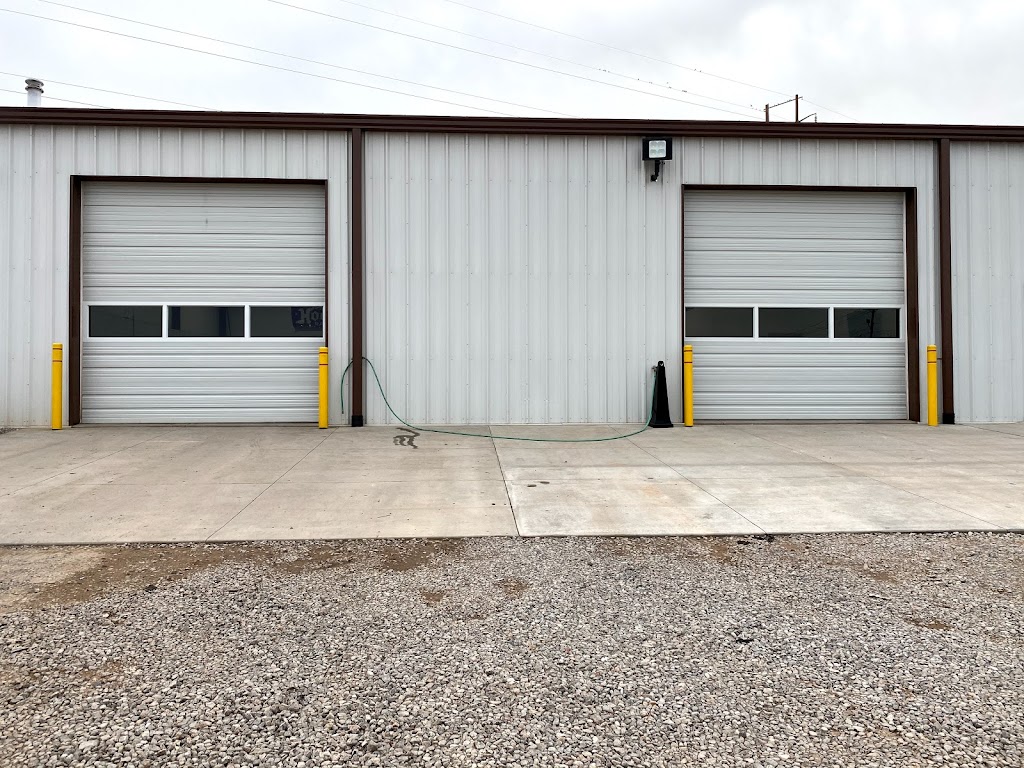 Guaranteed Overhead Door | 804 N Douglas Blvd, Midwest City, OK 73130, USA | Phone: (405) 532-1606