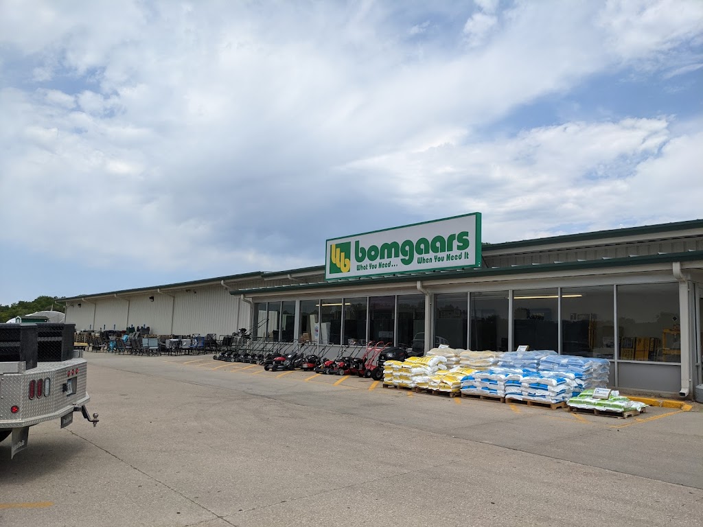 Bomgaars | 1410 S Hwy 30, Blair, NE 68008, USA | Phone: (402) 533-8133