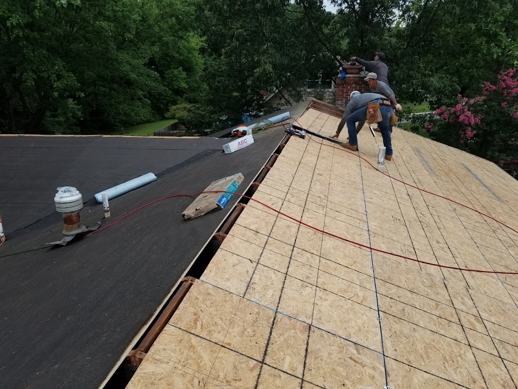 River Oakes Roofing Inc | 18195 Joplin Rd, Triangle, VA 22172, USA | Phone: (703) 798-5465
