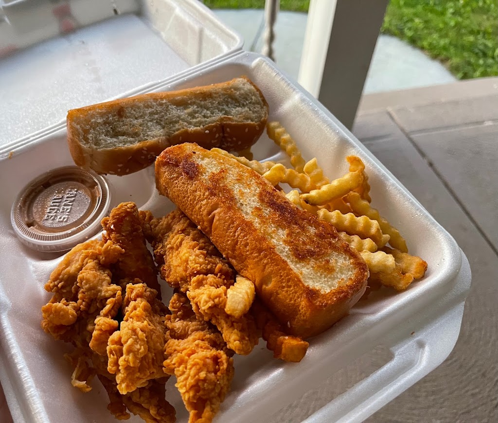 Raising Canes Chicken Fingers | 5455 Dressler Rd NW, North Canton, OH 44720, USA | Phone: (330) 437-1150