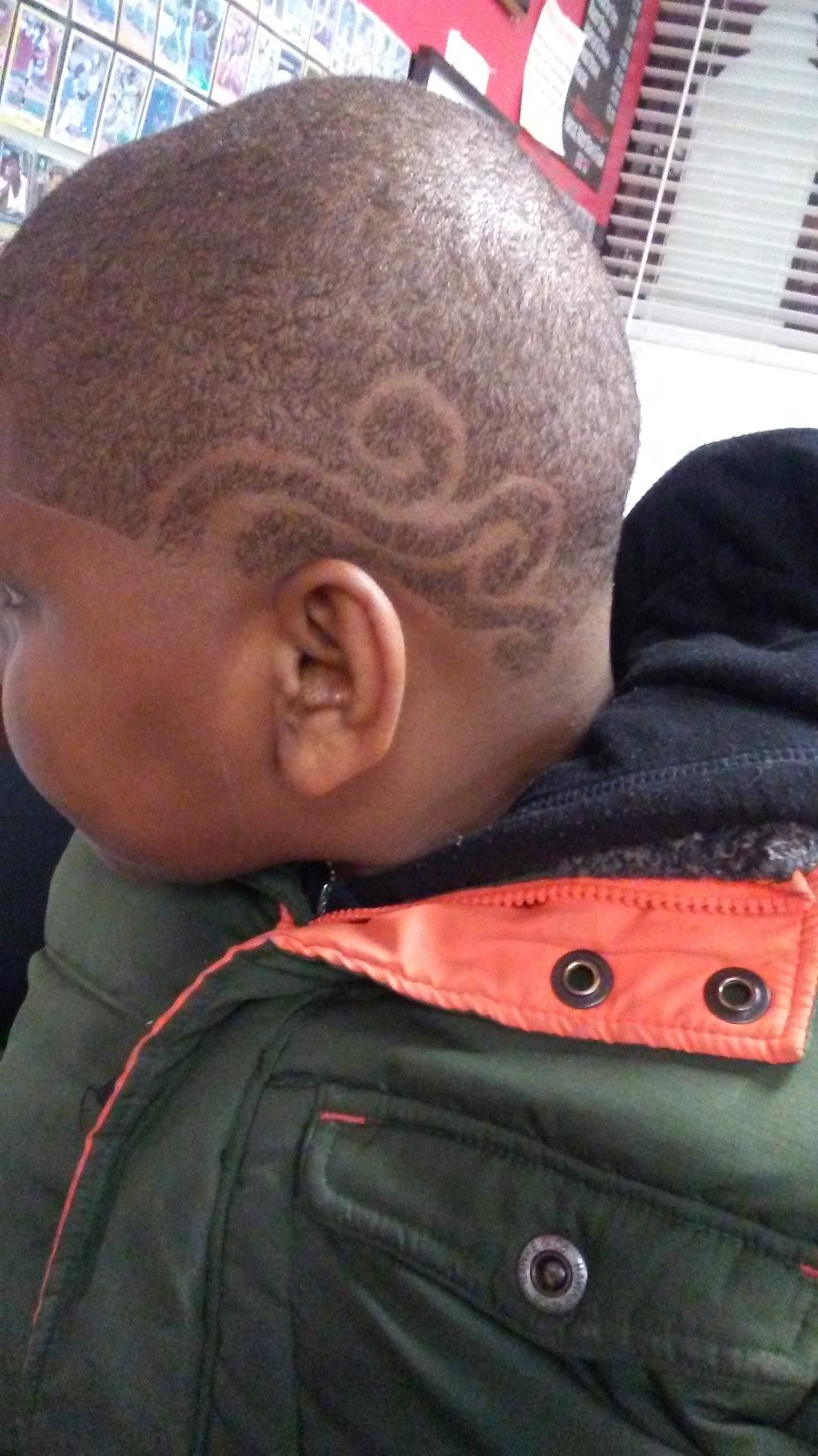 Family Barber and Beauty Shop | 2907 Cincinnati Dayton Rd, Middletown, OH 45044, USA | Phone: (513) 422-5995