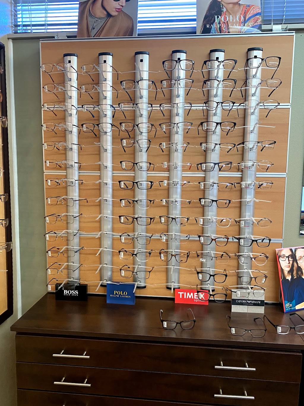 Park Avenue Optometry | 300 S Park Ave, Pomona, CA 91766, USA | Phone: (909) 622-3531