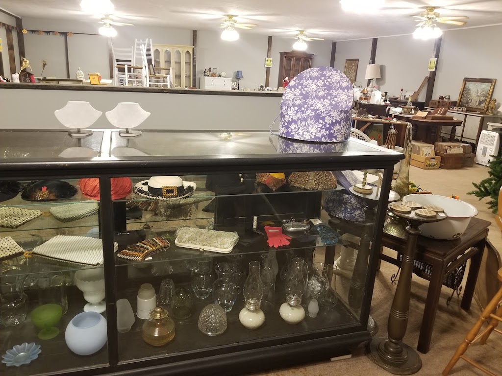 Norton Antique Mall | 2980 S Hametown Rd, Norton, OH 44203, USA | Phone: (330) 825-8695