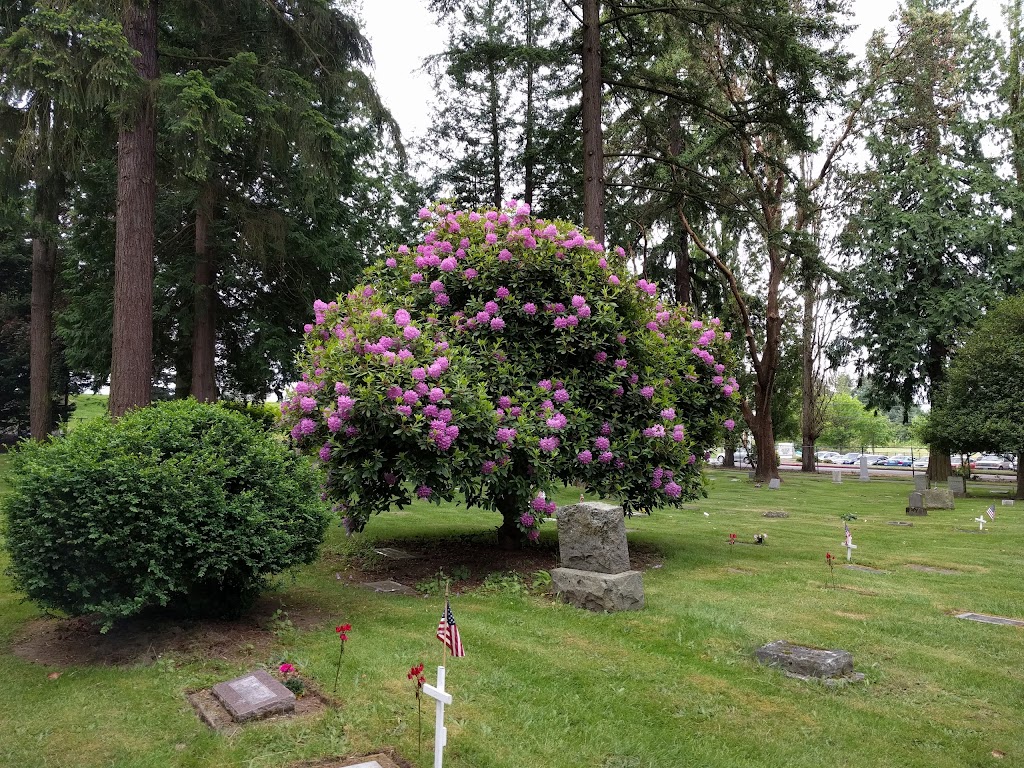 Kirkland Cemetery | 8100 122nd Ave NE, Kirkland, WA 98033, USA | Phone: (425) 587-3140