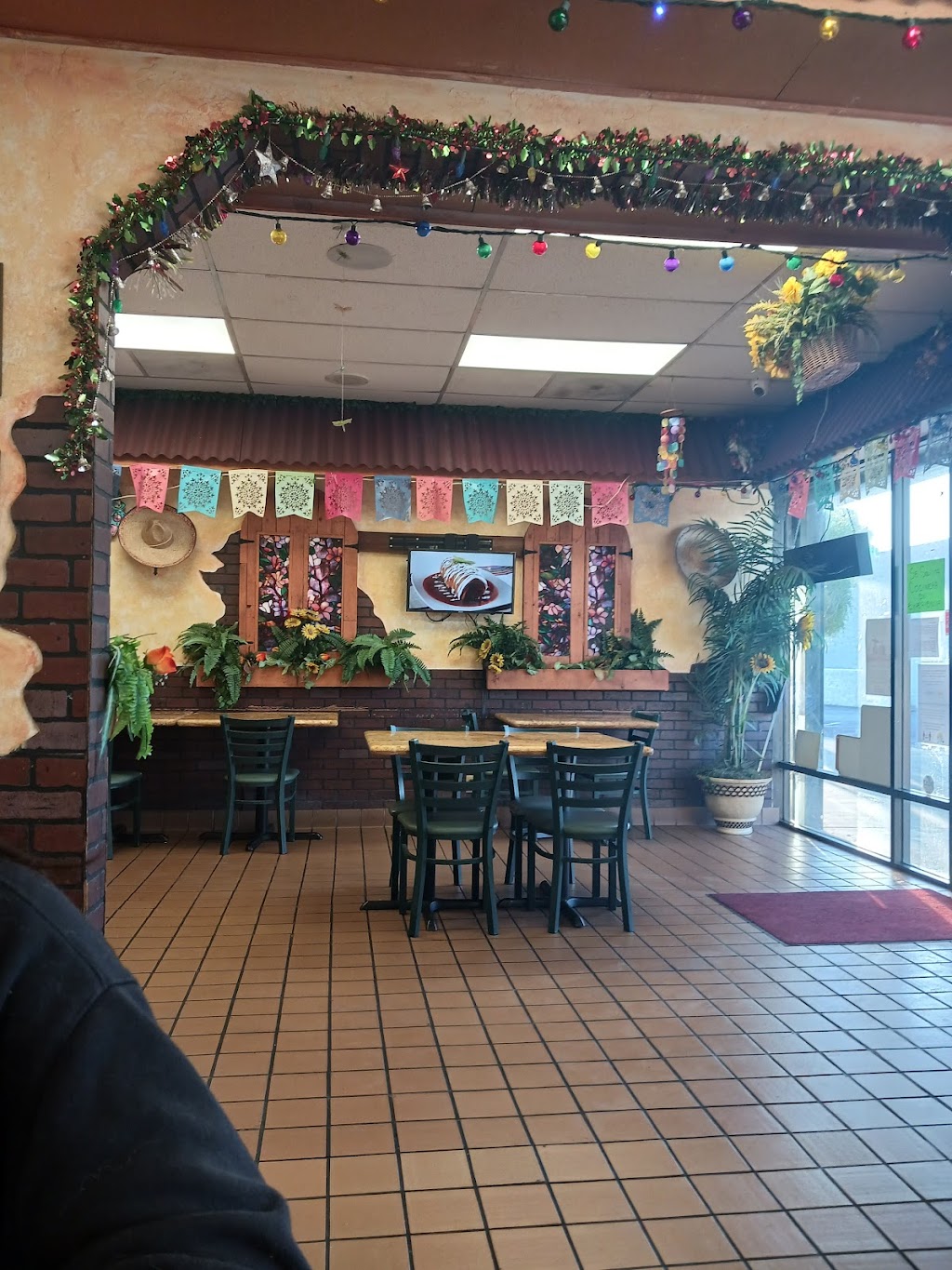 La Flor de Michoacán | 2339 Northgate Blvd, Sacramento, CA 95833, USA | Phone: (916) 927-7265