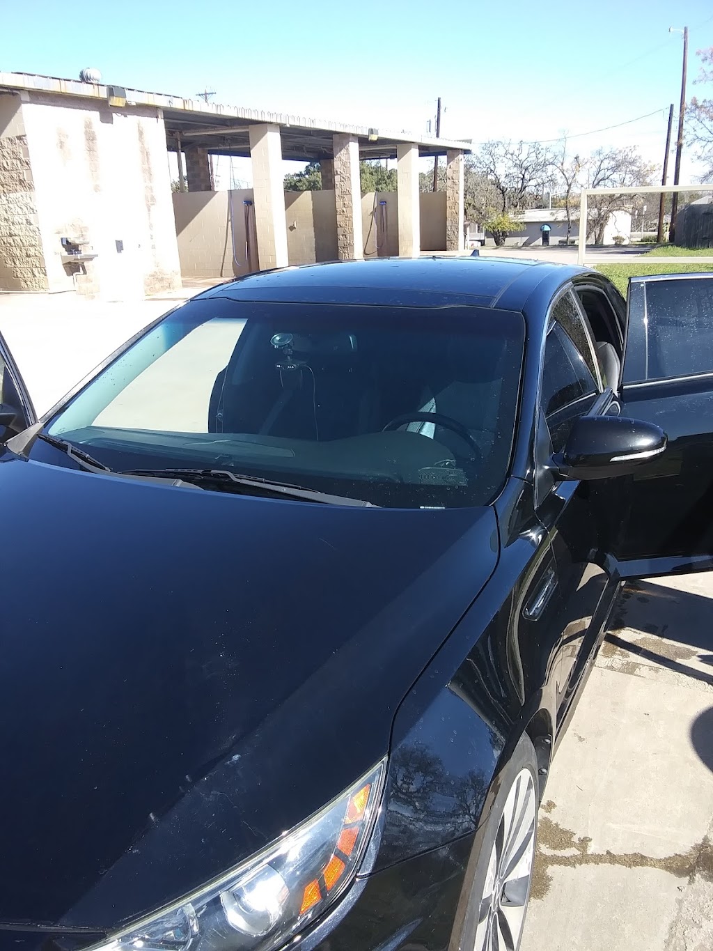 300 W Morrow St Sparkles Car Wash | 300 W Morrow St, Georgetown, TX 78626, USA | Phone: (512) 573-9284