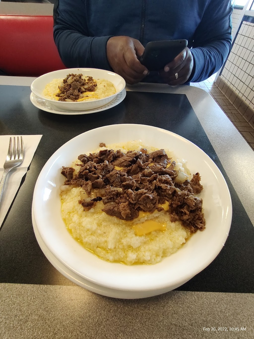 Waffle House #1323 | 451 S Broadway, Oak Grove, MO 64075, USA | Phone: (816) 690-3060