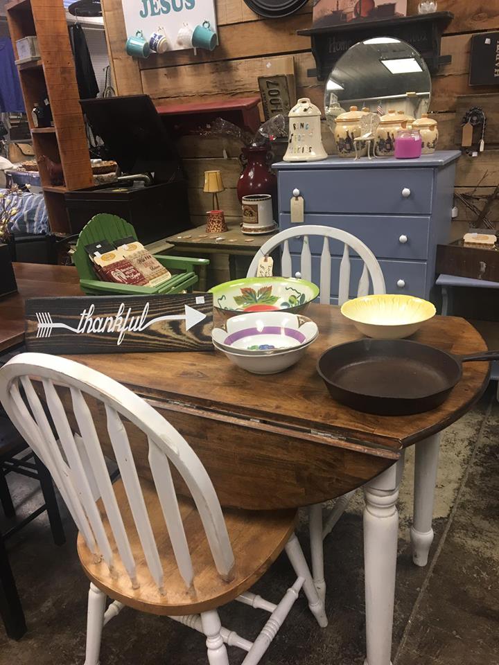 Briar Patch Antiques, Uniques, & Salon | 5653 IN-56, Salem, IN 47167 | Phone: (812) 620-0617