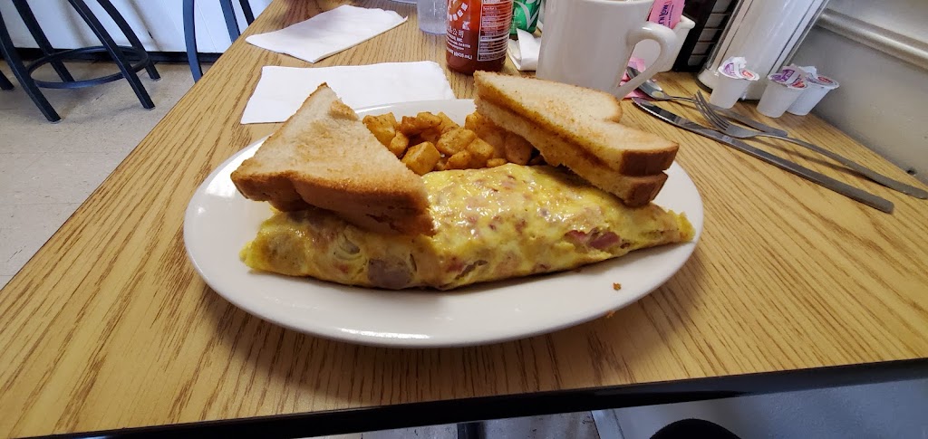 Marthas Diner | 1734 Lakeview Ave, Dracut, MA 01826, USA | Phone: (978) 674-9970