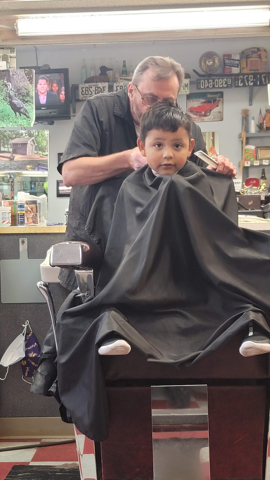 Pauls Barber Shop | 1250 126th Ave NE #200, Blaine, MN 55434, USA | Phone: (763) 755-6750