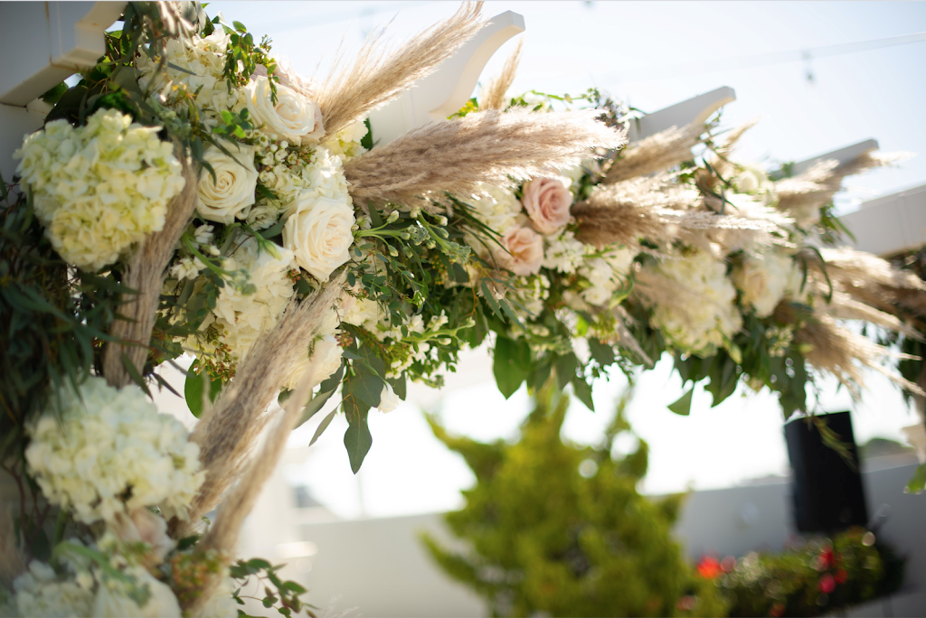 Hengstenbergs Florist | 39 Main St, Northport, NY 11768, USA | Phone: (631) 757-6688