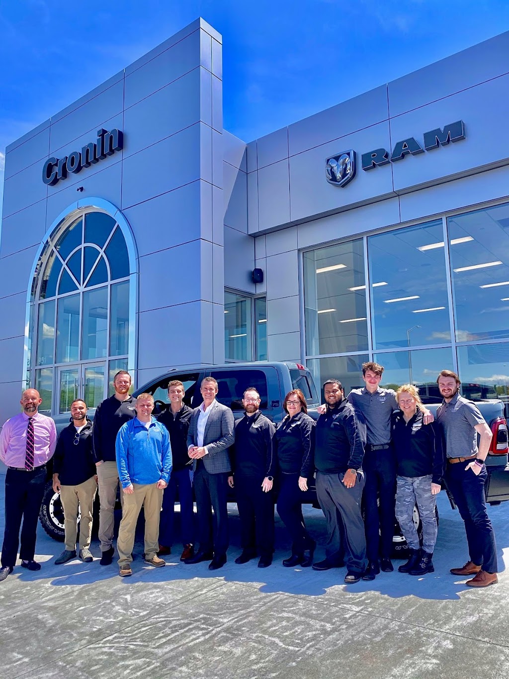 Cronin Chrysler Dodge Jeep Ram | 951 W Main St, Lebanon, OH 45036, USA | Phone: (513) 932-2717