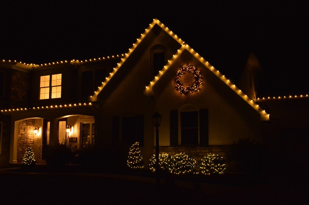 Christmas Lights Cincinnati | 11863 Solzman Rd Suite 2, Cincinnati, OH 45249, USA | Phone: (513) 334-5755
