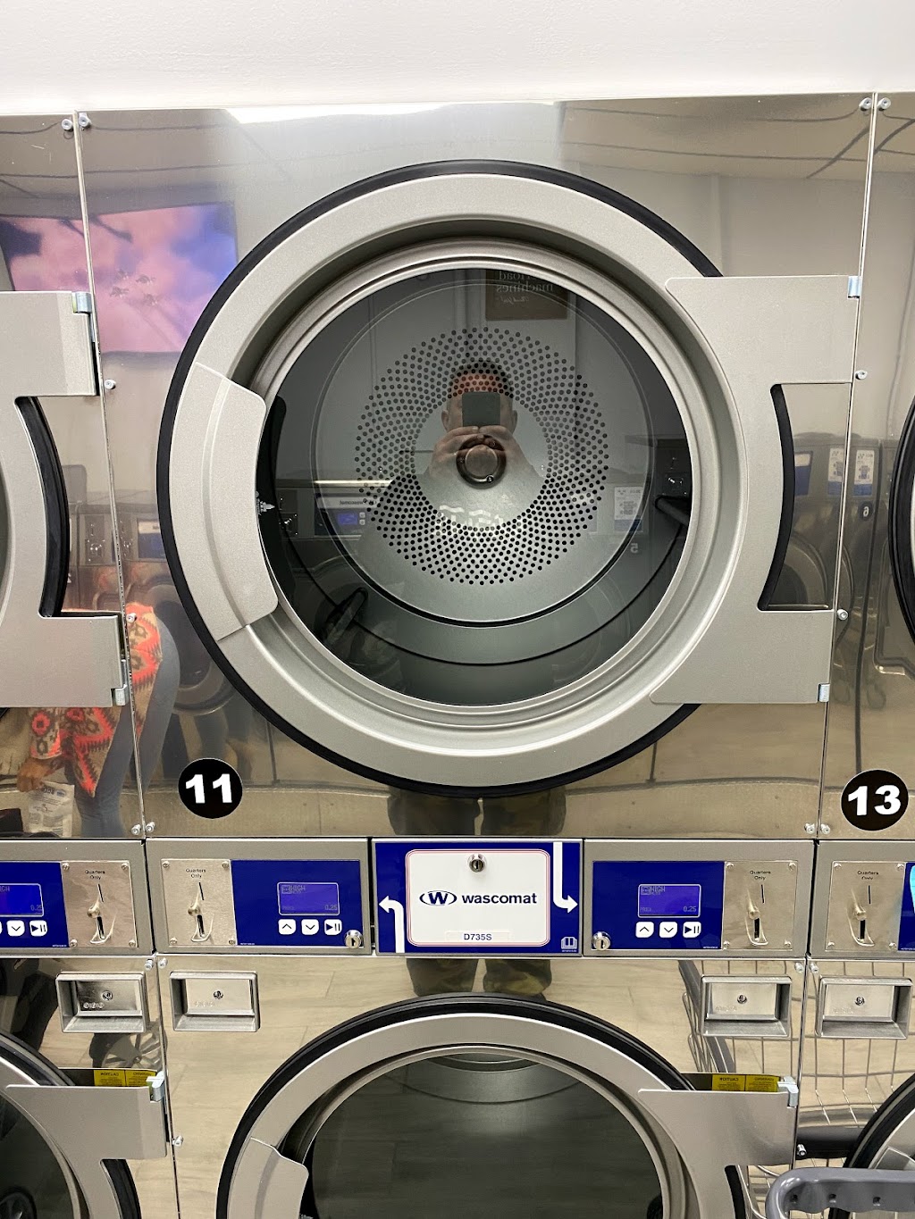 Lynbrook Laundry | 158 Atlantic Ave, Lynbrook, NY 11563, USA | Phone: (516) 362-1212