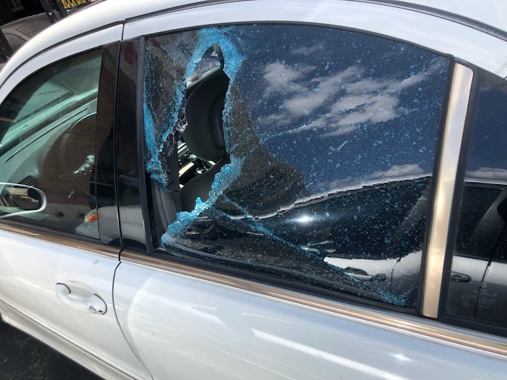 Auto Glass Services & Auto Power Windows Repairs | 4245 E Sahara Ave suite 1 1, Las Vegas, NV 89104, USA | Phone: (702) 207-2018