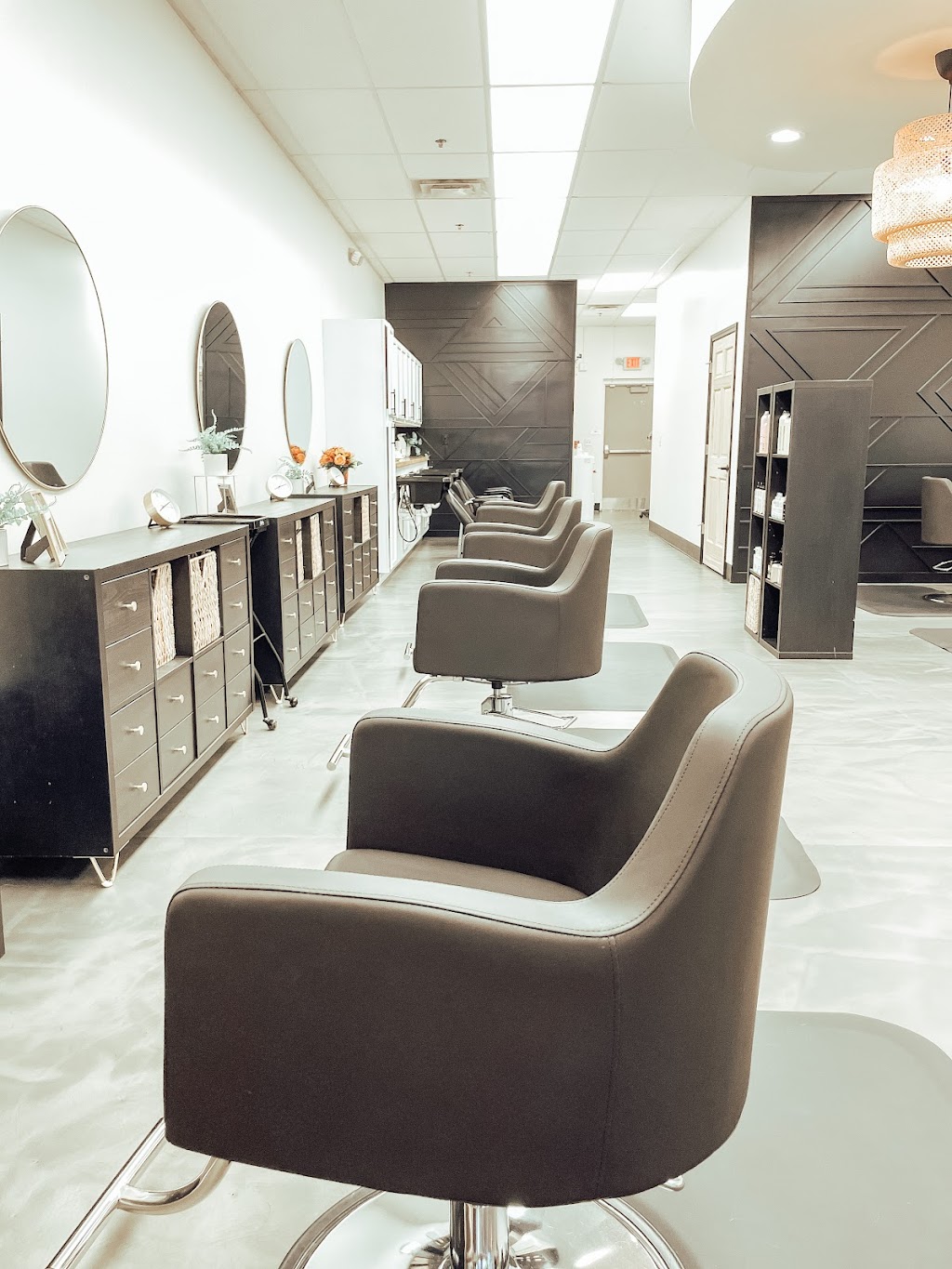 Free To Be Me Salon | 4994 Cosgray Rd, Dublin, OH 43016 | Phone: (614) 529-8650