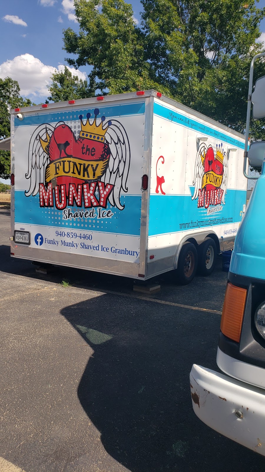 Funky Munky Shaved Ice Granbury | 1851 Weatherford Hwy, Granbury, TX 76048, USA | Phone: (940) 859-4460