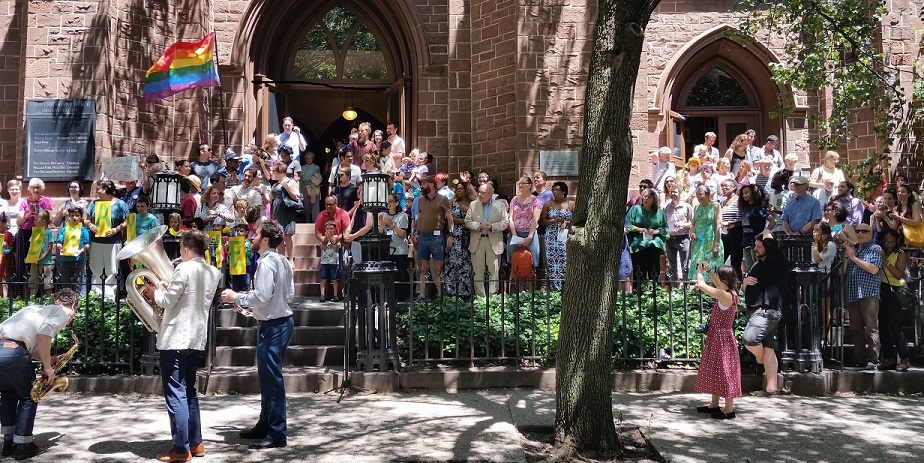 First Unitarian Congregational Society in Brooklyn | Sanctuary: 119-121 Pierrepont Street office:, 48 Monroe Place, Brooklyn, NY 11201, USA | Phone: (718) 624-5466