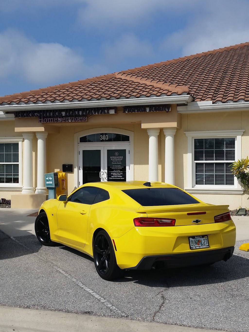 Berkshire Hathaway HomeServices Florida Realty | 1500 E Venice Ave #303, Venice, FL 34292, USA | Phone: (941) 207-5055