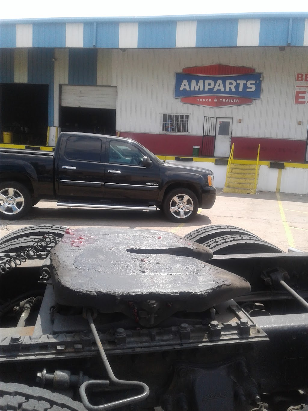 Amparts Truck & Trailer Parts | 9117 San Mateo Dr suite c, Laredo, TX 78045, USA | Phone: (956) 727-3933