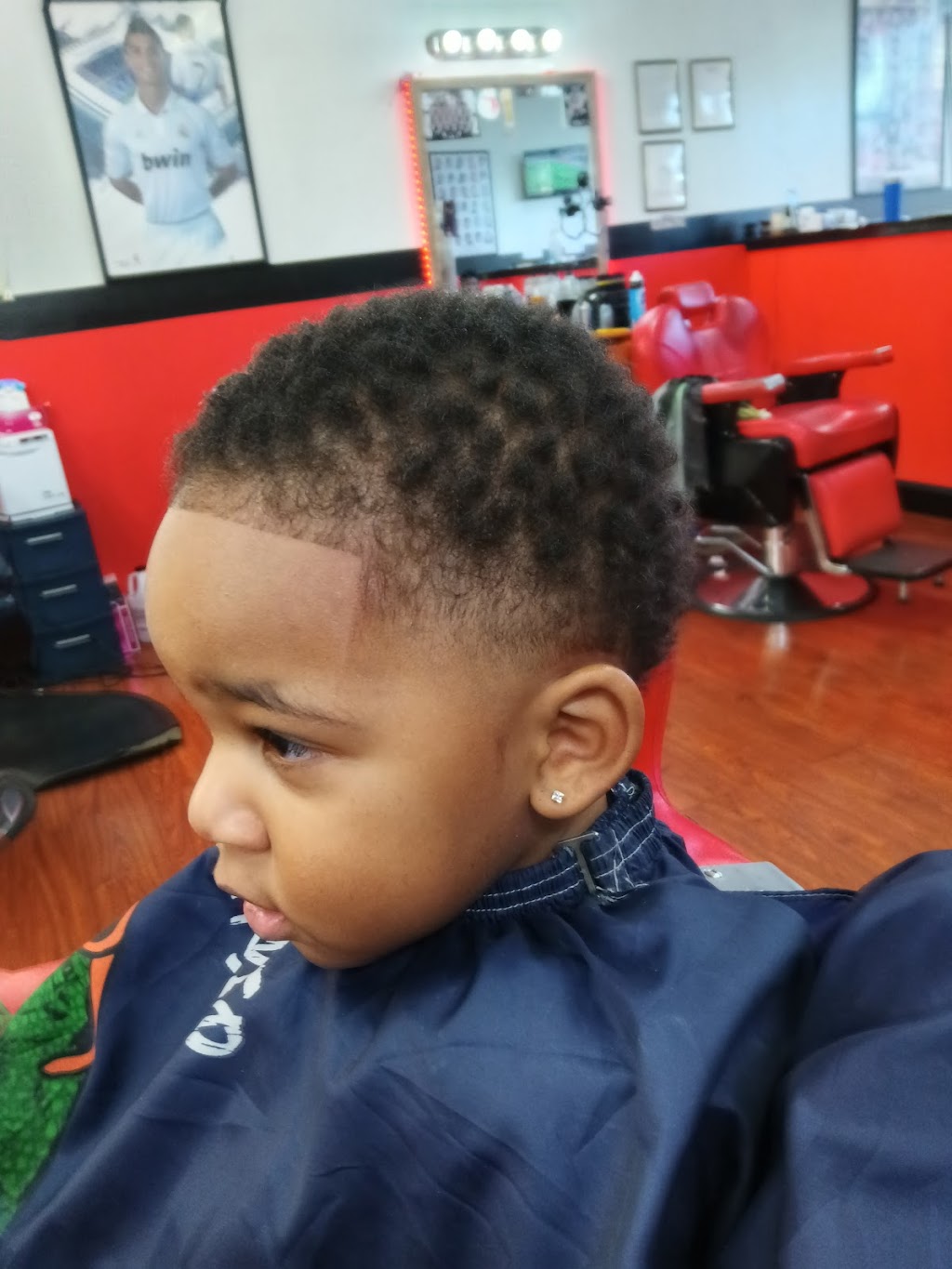 New Look Cutz Barber Shop | 4959 Memorial Dr A-2, Stone Mountain, GA 30083, USA | Phone: (678) 744-5665