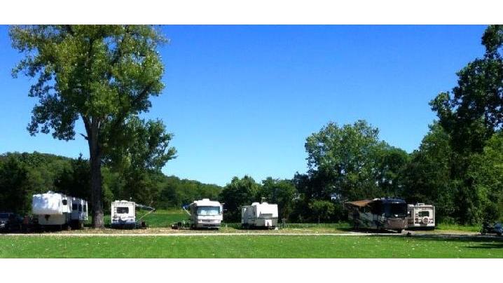 Indian Foot Lake Campground | 8734 Indian Foot Lake Rd, Pevely, MO 63070, USA | Phone: (636) 479-6404