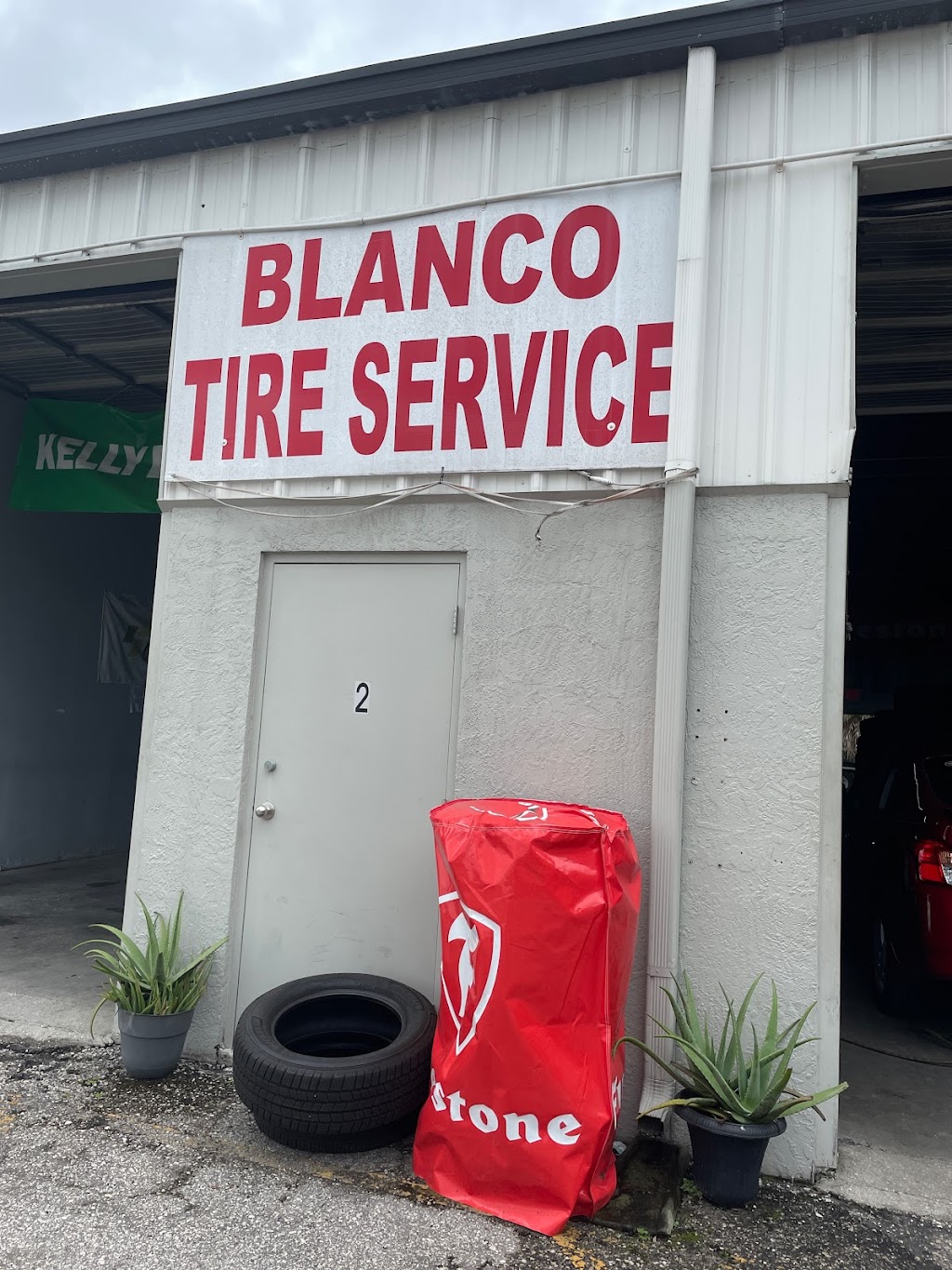 Blanco Tire Service | 2301 9th St E, Bradenton, FL 34208, USA | Phone: (941) 224-0185