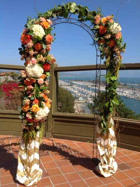 Above The Stem Floral Studio | 1580 Barton Rd suite B, Redlands, CA 92373, USA | Phone: (909) 335-8500