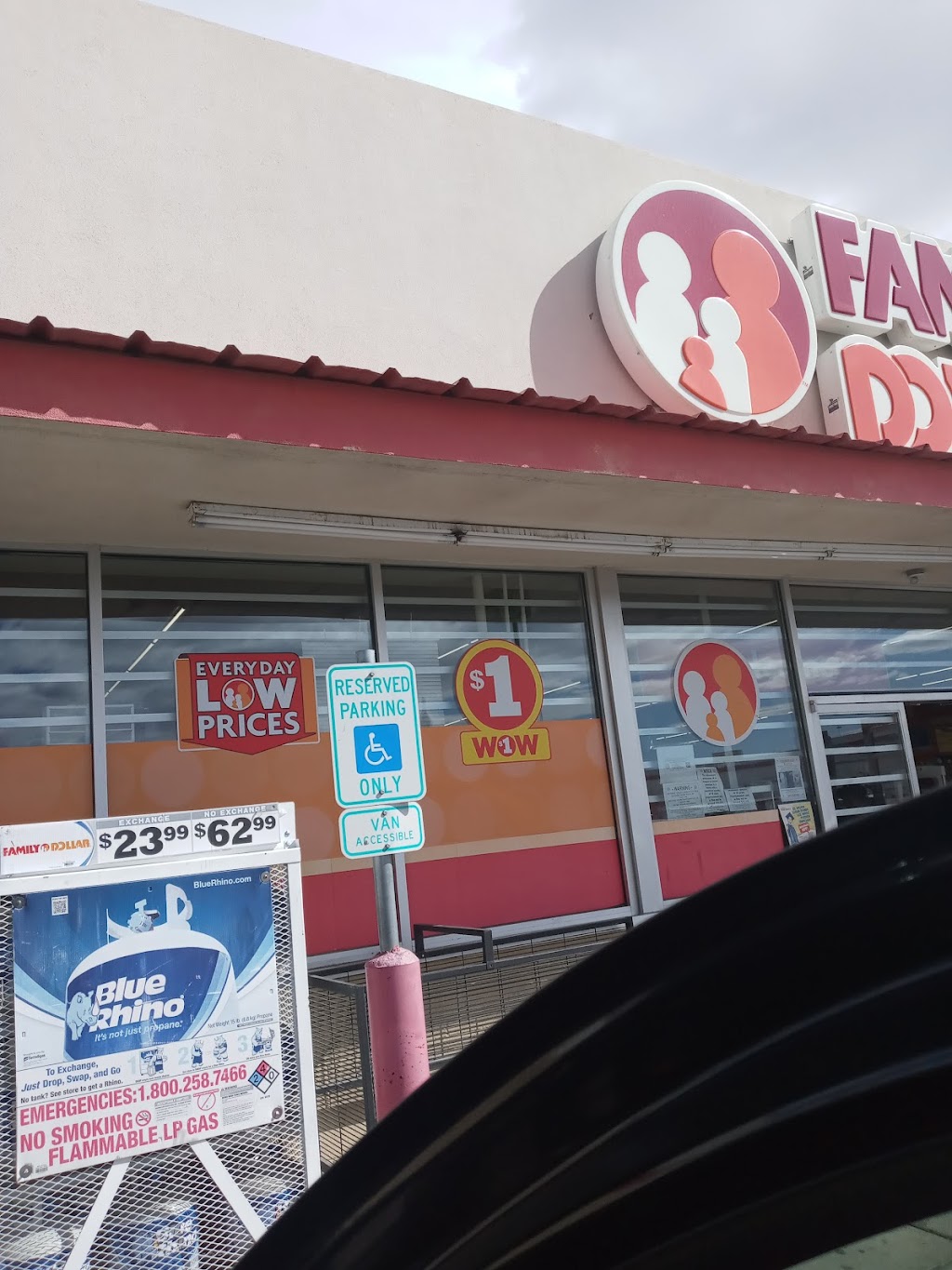 Family Dollar | 160 N Cotton St, El Paso, TX 79901, USA | Phone: (915) 800-4565