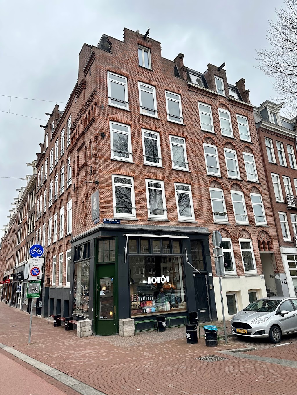 LOT61 Coffee Roasters | Kinkerstraat 112, 1053 ED Amsterdam, Netherlands | Phone: 020 244 1988