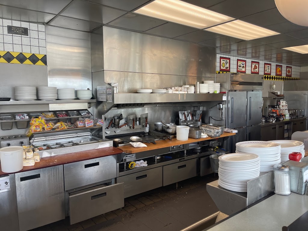 Waffle House | 3071 US-90, Avondale, LA 70094, USA | Phone: (504) 436-2002
