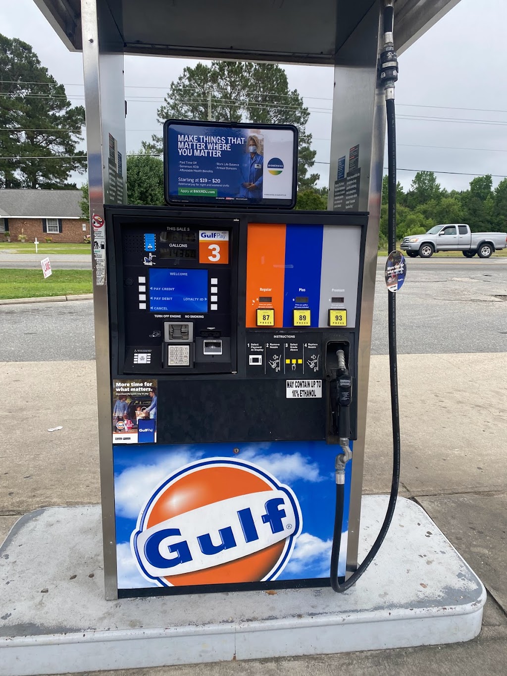 Holt Lake Gas And Grill | 4056 U.S. Hwy 301 S, Four Oaks, NC 27524, USA | Phone: (919) 934-0107