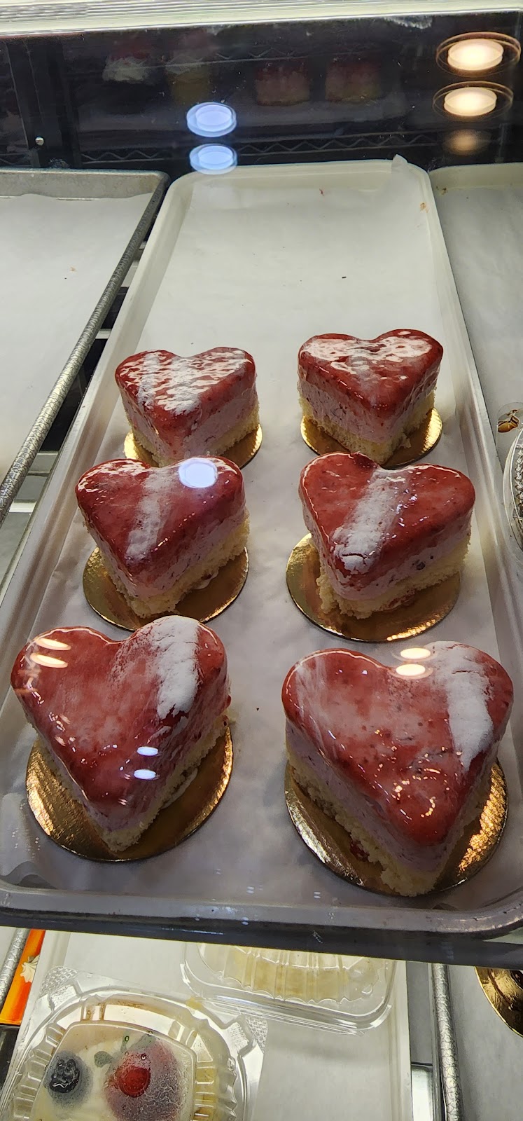 European Baking Co Inc | 4800 Santa Monica Blvd, Los Angeles, CA 90029, USA | Phone: (323) 913-0383