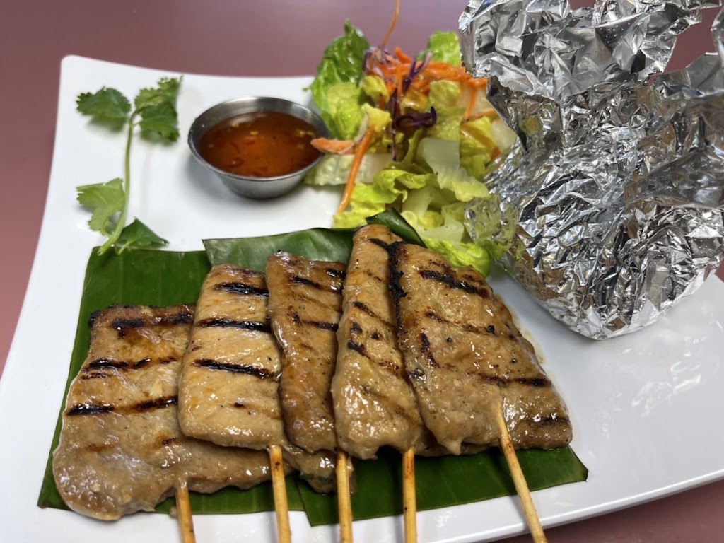 Karin Thai Restaurant | 13338 Lincoln Way, Auburn, CA 95603, USA | Phone: (530) 888-6444