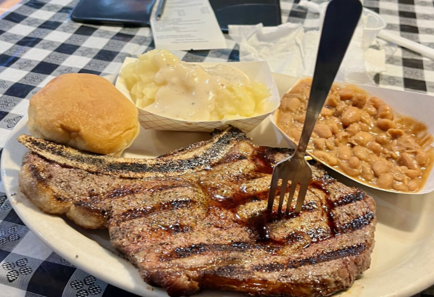 Bubbas BBQ & Steakhouse | 210 I-45, Ennis, TX 75119, USA | Phone: (972) 875-0036