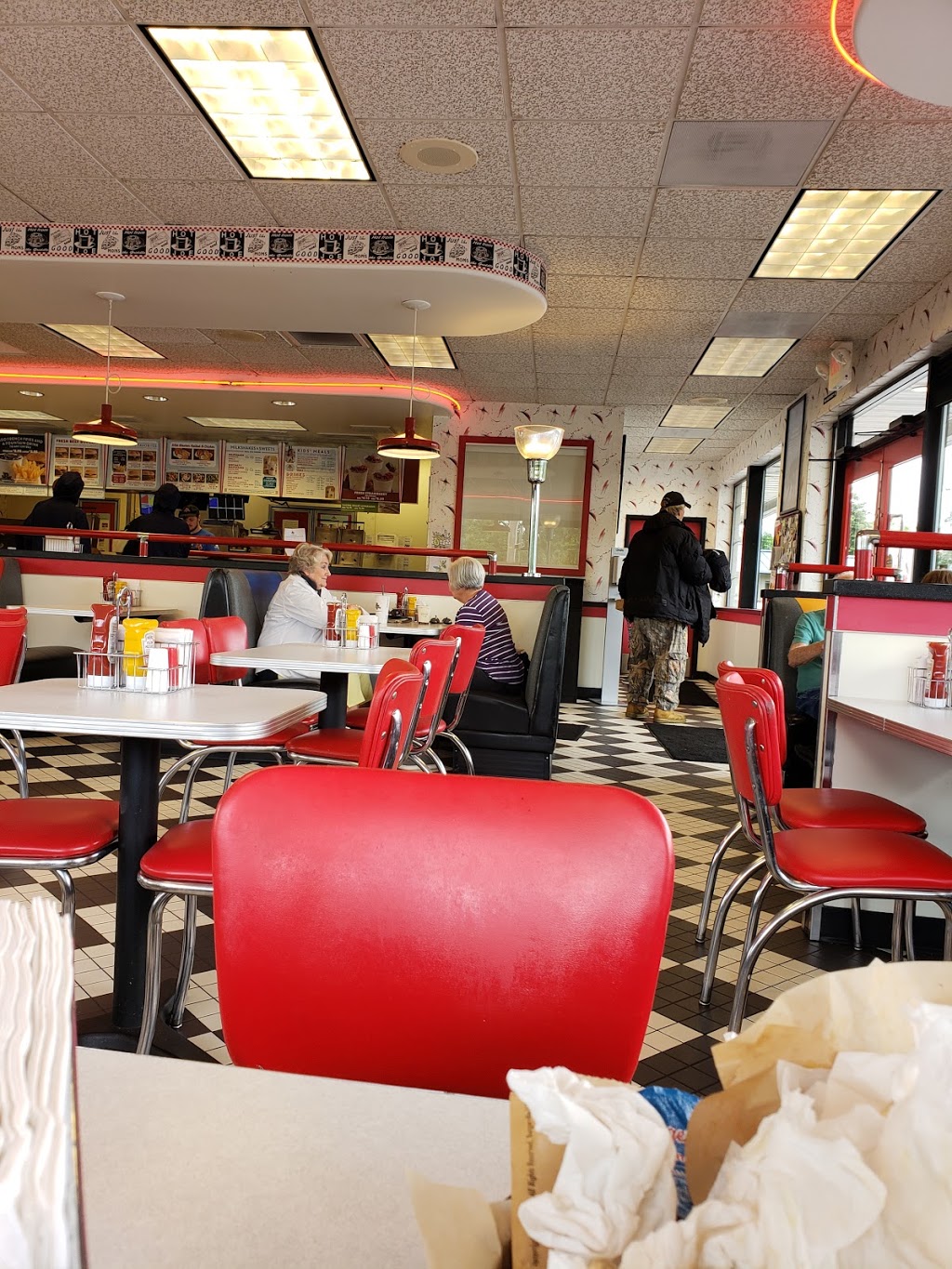 Burgerville | 7401 E Mill Plain Blvd, Vancouver, WA 98664, USA | Phone: (360) 694-4971