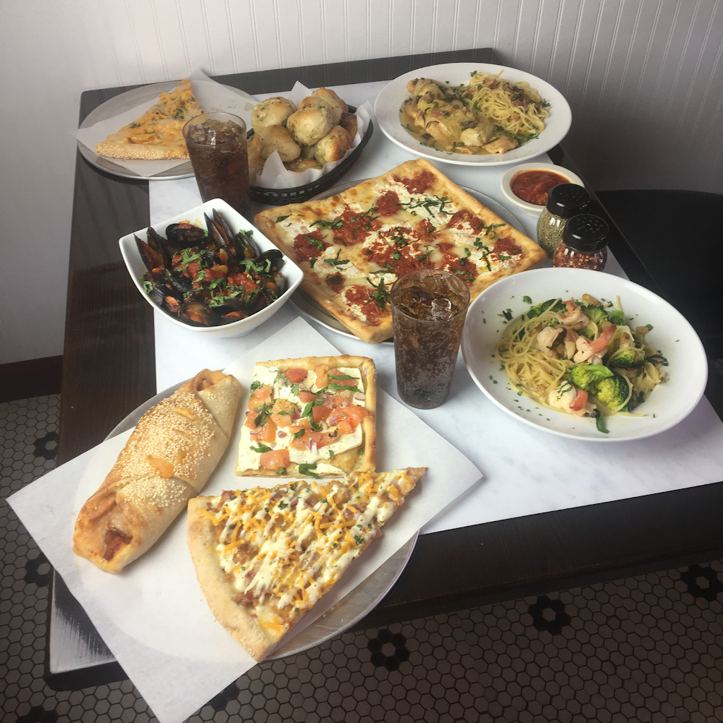 Franks pizza & pasta | 505 Bedford Ave, Bellmore, NY 11710, USA | Phone: (516) 636-5569